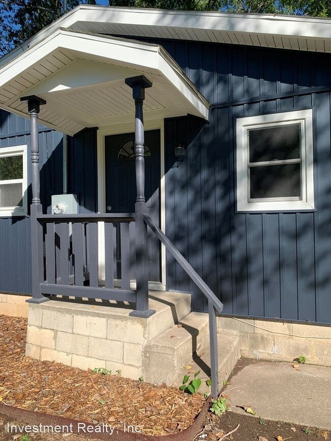 Building Photo - 2 br, 1 bath House - 1702 N Drury Ave