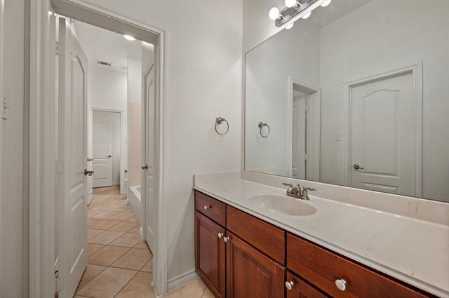 Building Photo - 609 Rosemead Dr