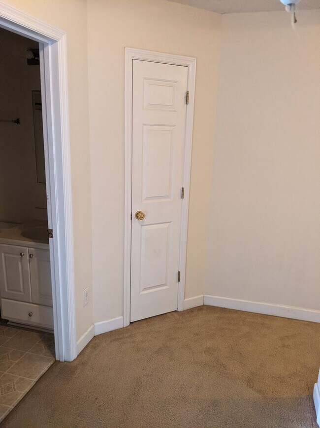 Building Photo - sumfi141