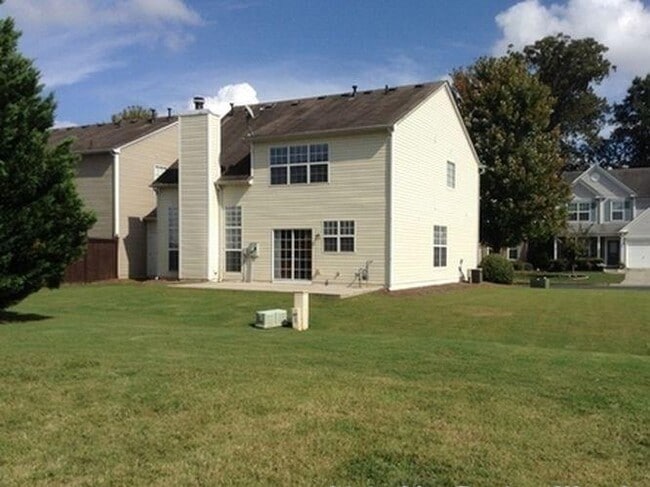 Building Photo - 708 Wendlebury Ct