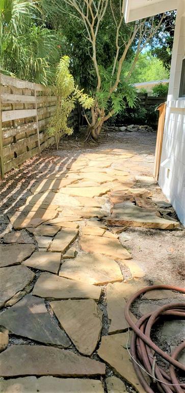 Building Photo - 2541 Floyd St