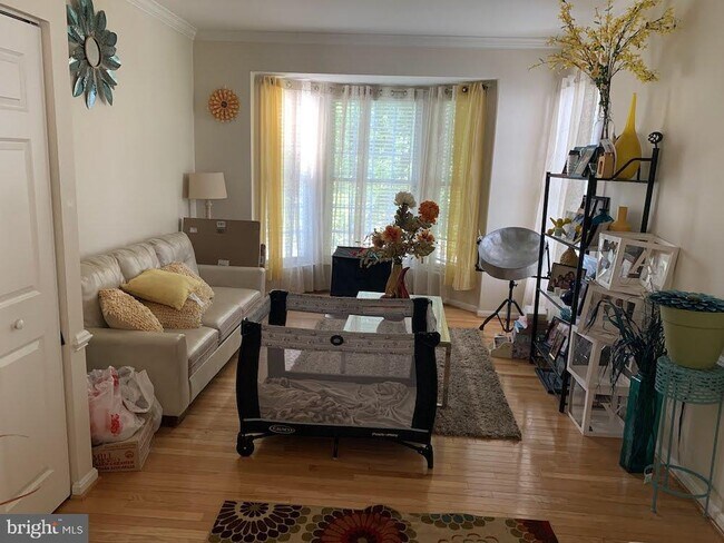 Building Photo - 43442 Katling Square