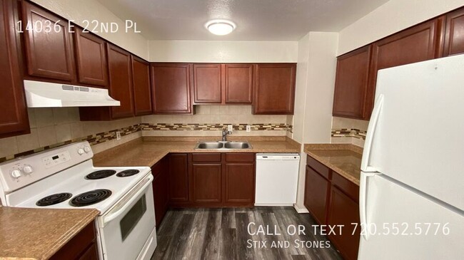 Building Photo - Newly Renovated 3-Bed, 1.5-Bath in Aurora,...