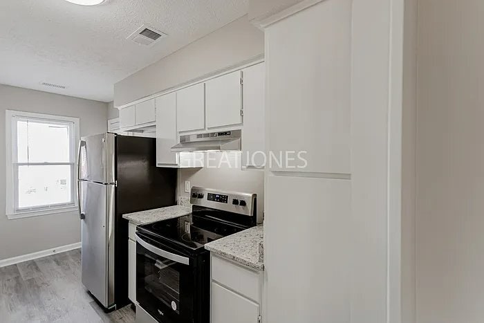 Building Photo - 5828 Cameo Ct