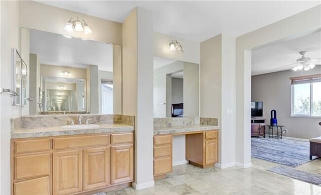 Building Photo - DREAMY 5 Bed/3 Bath OASIS - Discovery Bay