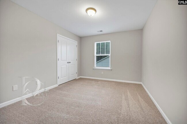 Building Photo - 122 Drummond Wy