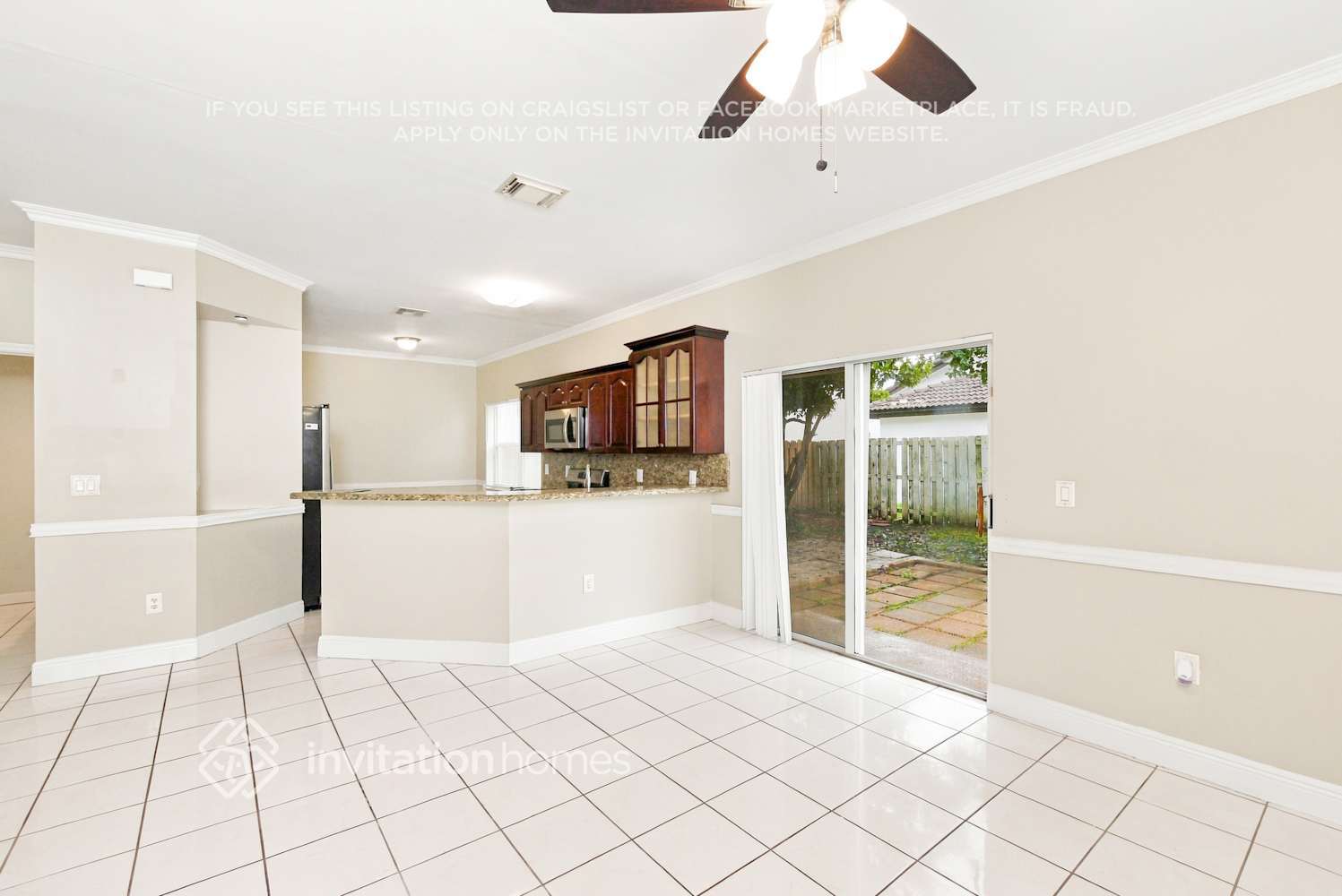 Building Photo - 15270 SW 46th Ct