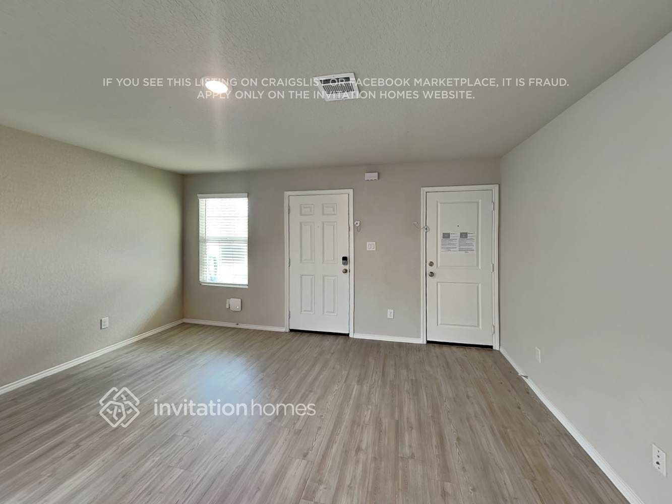 Building Photo - 10618 Varmus Dr