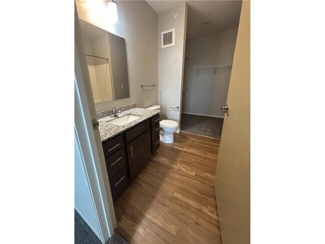 Building Photo - 1901 Pirate Dr