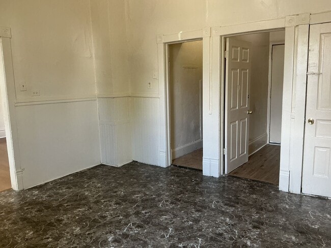 Building Photo - 2078 S 17th St