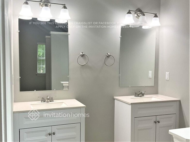 Building Photo - 5022 Wesleyan Dr