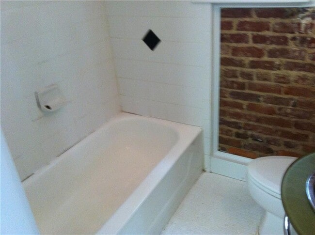 Building Photo - 373 Moreland Ave NE