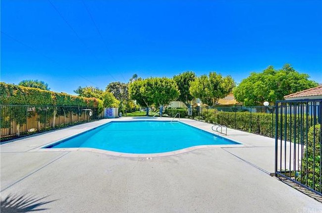 Heated Pools and Spa - 10147 Decima Dr