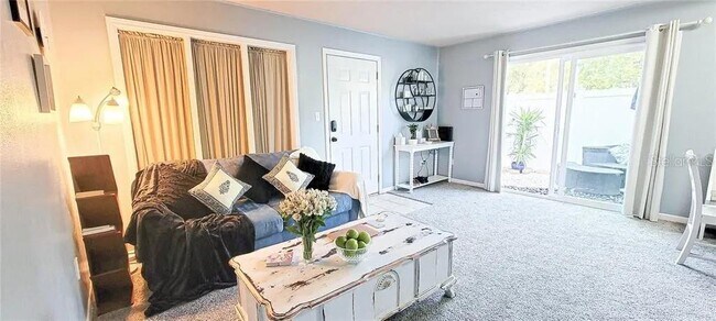 Building Photo - 507 NW 39th Rd