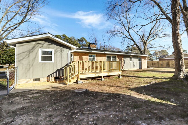 Building Photo - 11 Sandpiper St