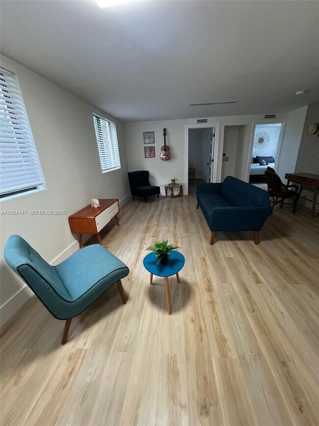 Building Photo - 1244 NW 32nd St