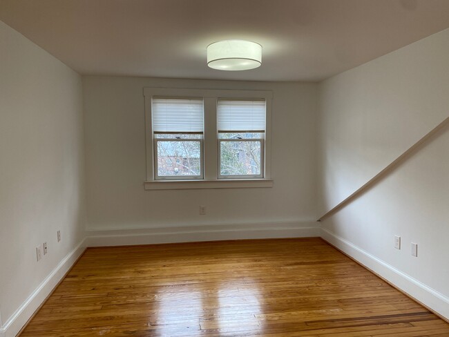 Upper level Bedroom #1. Room for King Bed - 4809 Calvert Rd