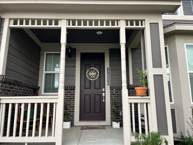 Building Photo - 17739 Olive St