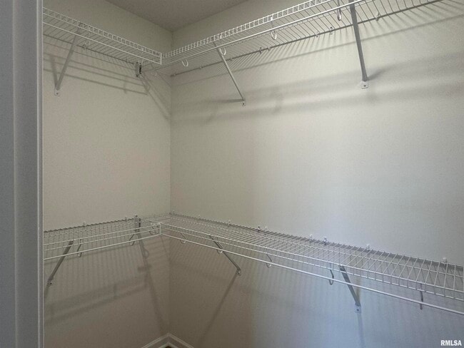 Building Photo - 5888 Butterfield Ct