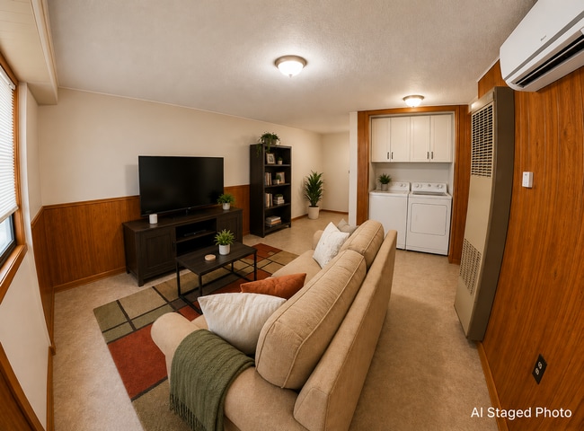 Building Photo - Pet-Friendly + Off-Street Parking + Washer & Dryer! Available August 8th!