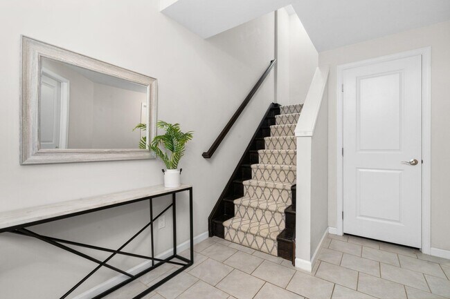 Building Photo - 2809 Rathmore Ln.