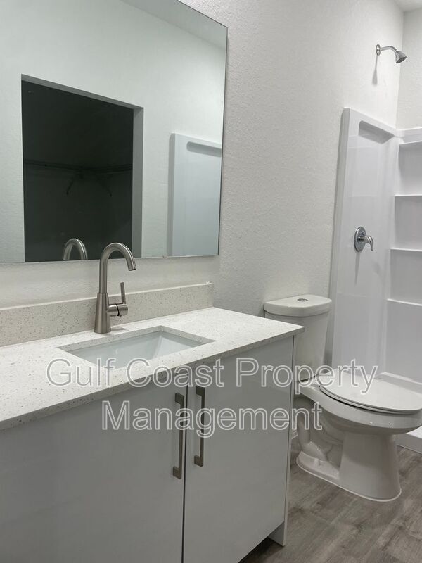 Building Photo - 1926 Marlay Ave