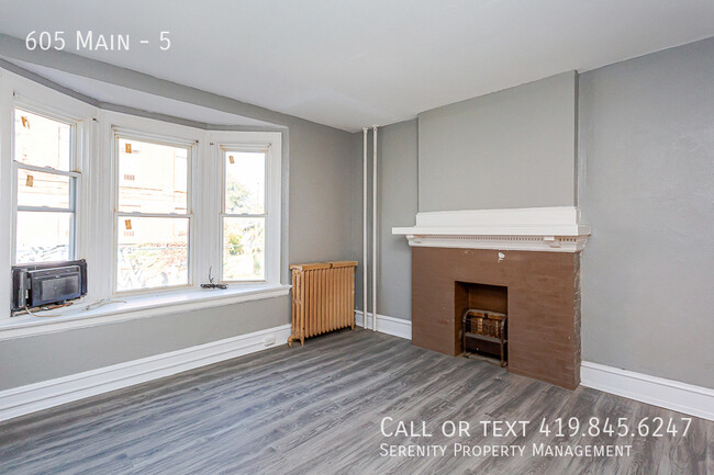 Building Photo - Charming One Bedroom Apartment - Apply Today!