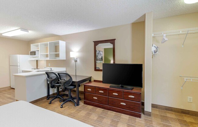 Building Photo - Furnished Studio-Los Angeles - Arcadia
