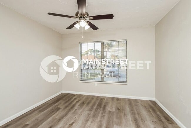 Building Photo - 674 Altamira St NW