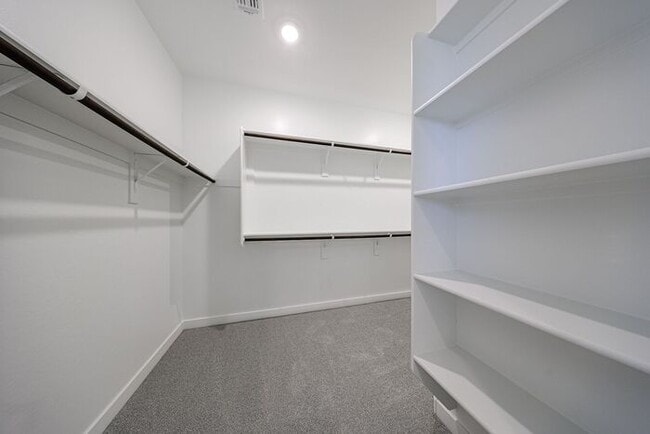 Building Photo - NEW 5 Bedroom 3 Bathroom Home Available fo...