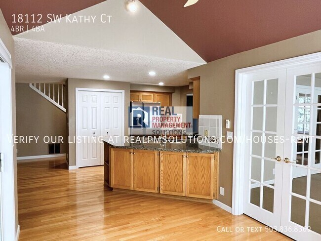 Building Photo - 18112 SW Kathy Ct