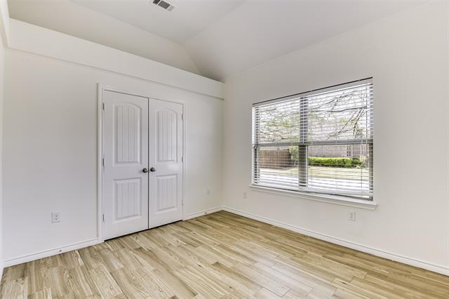 Building Photo - 8518 Linda Vista Dr