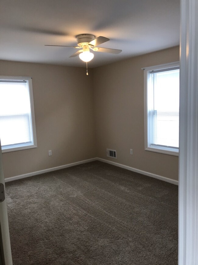 BEDROOM - 2206 Union Ave