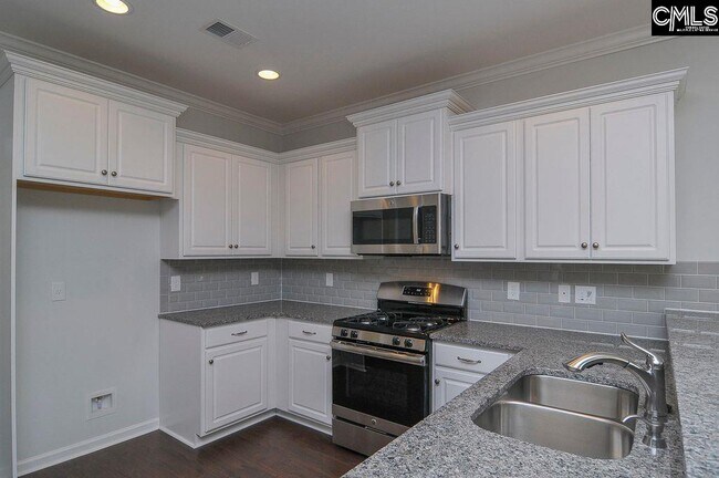 Building Photo - 356 Hollow Cove Rd