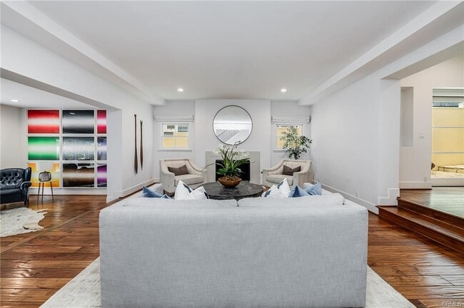 Building Photo - 755 31st St