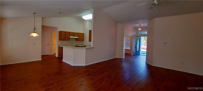 Building Photo - 9 Elder Ct W