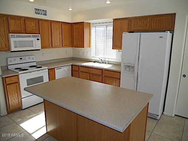 Building Photo - 4106 E Chambers St