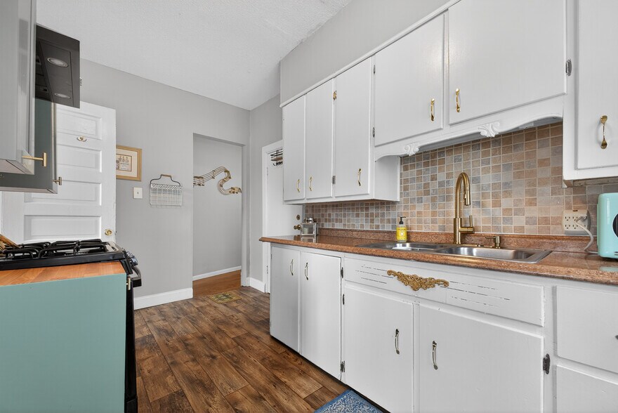 Building Photo - 256 Union Ave SE