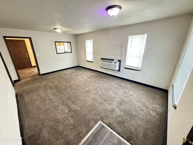 Building Photo - 2-Bedroom Home Along Hwy 12 – Large Yard