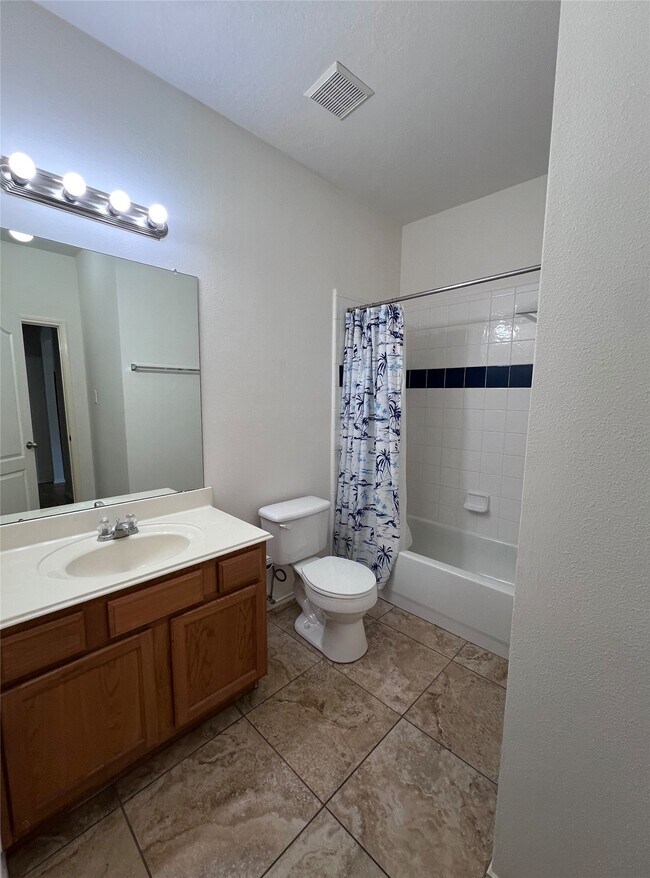 Building Photo - 18531 Windy Village Ln