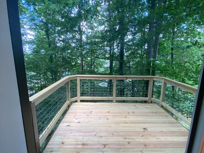 Building Photo - Beautifully Remodeled 3-Bedroom Home with ...