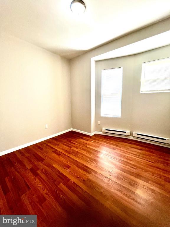 Building Photo - 7106 Devon St