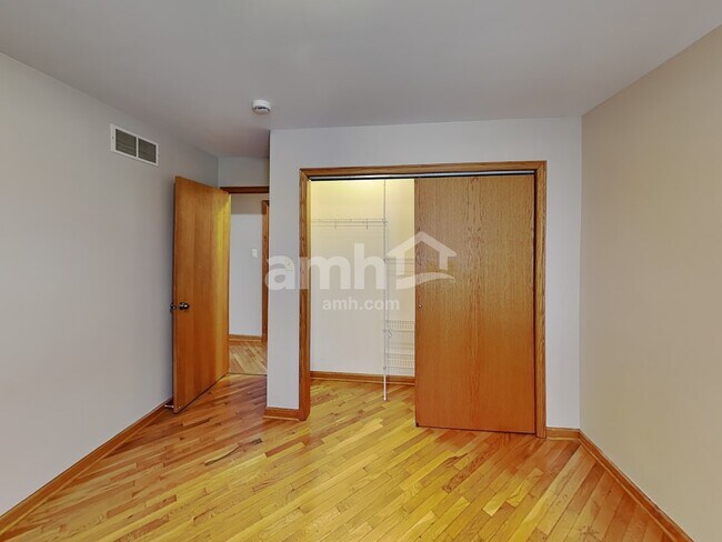 Building Photo - 6511 Goldhaber Ln