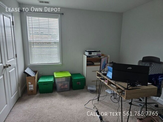 Building Photo - Lease to Own Home