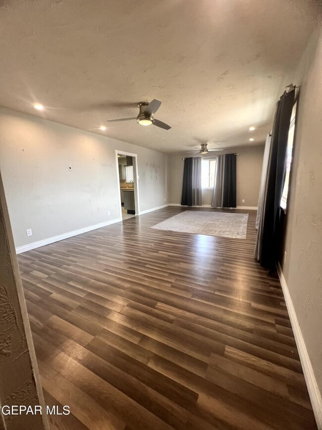 Building Photo - 2905 Harrison Ave