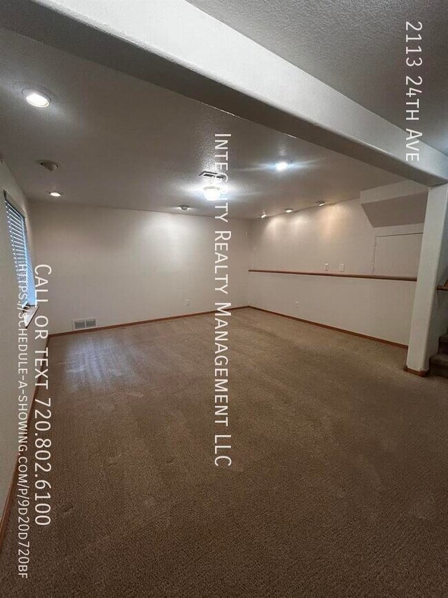 Building Photo - 2113 24th Ave