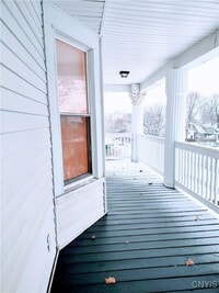 Building Photo - 134-136 Beverly Rd