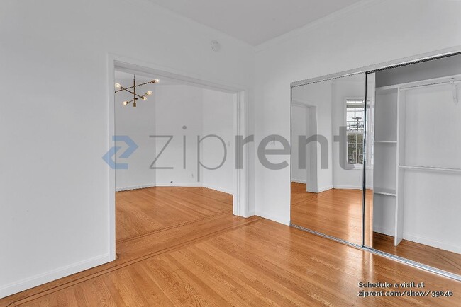 Building Photo - 3104 25th St