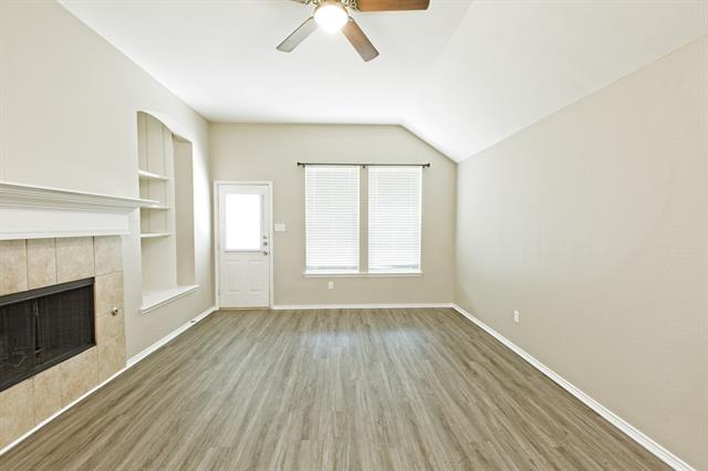 Building Photo - 1129 Acacia Dr