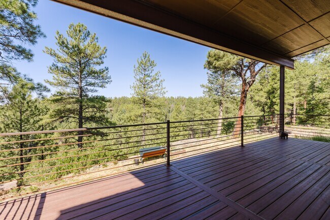 Building Photo - 642 Twincreek Cir